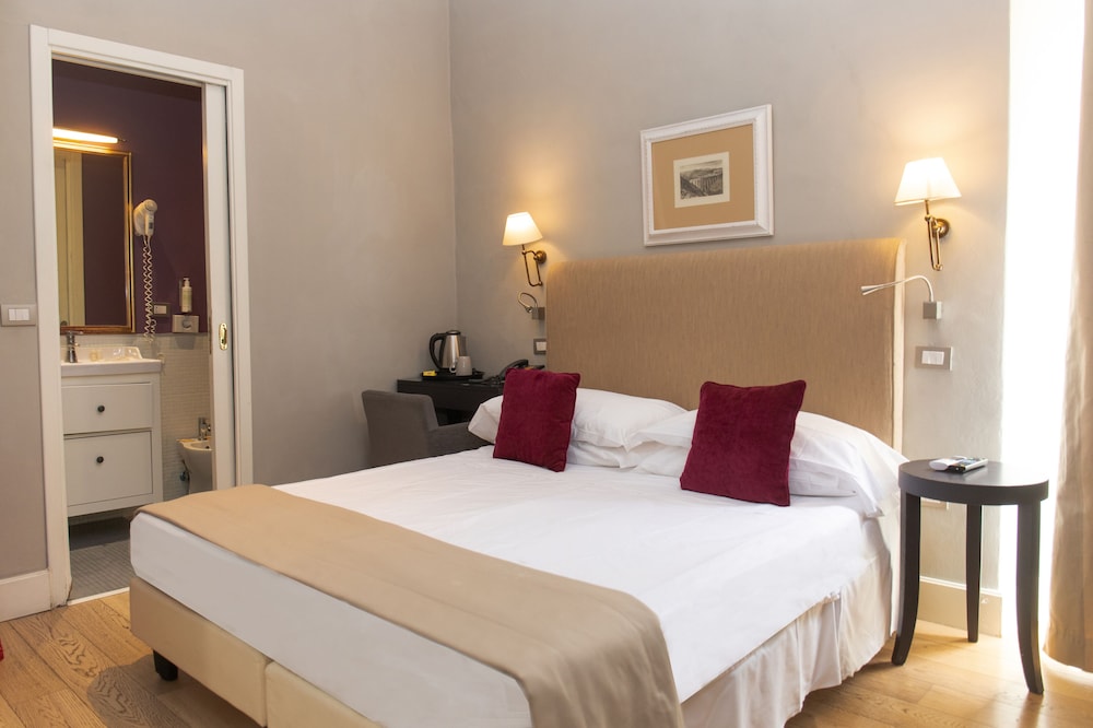 Basic Double Room photo 1