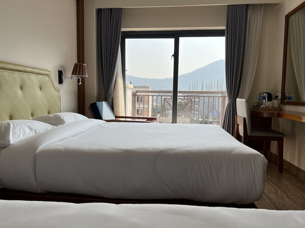 Deluxe Twin Room - Photo 14