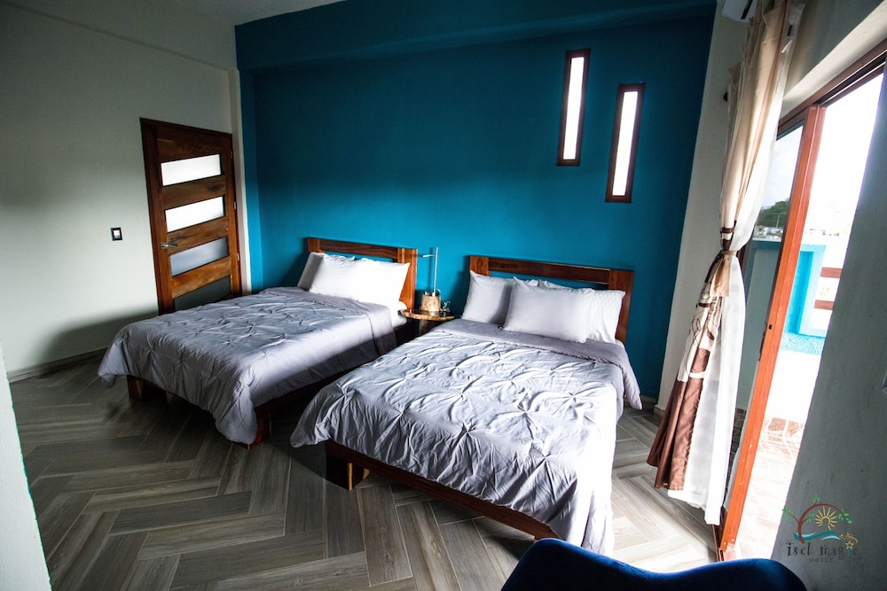 Luxury Room, 2 Double Beds, Terrace photo 3