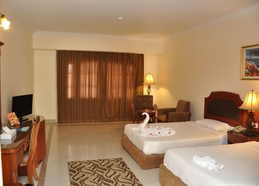 Standard Double or Twin Room, 1 Bedroom, Sea View photo 2