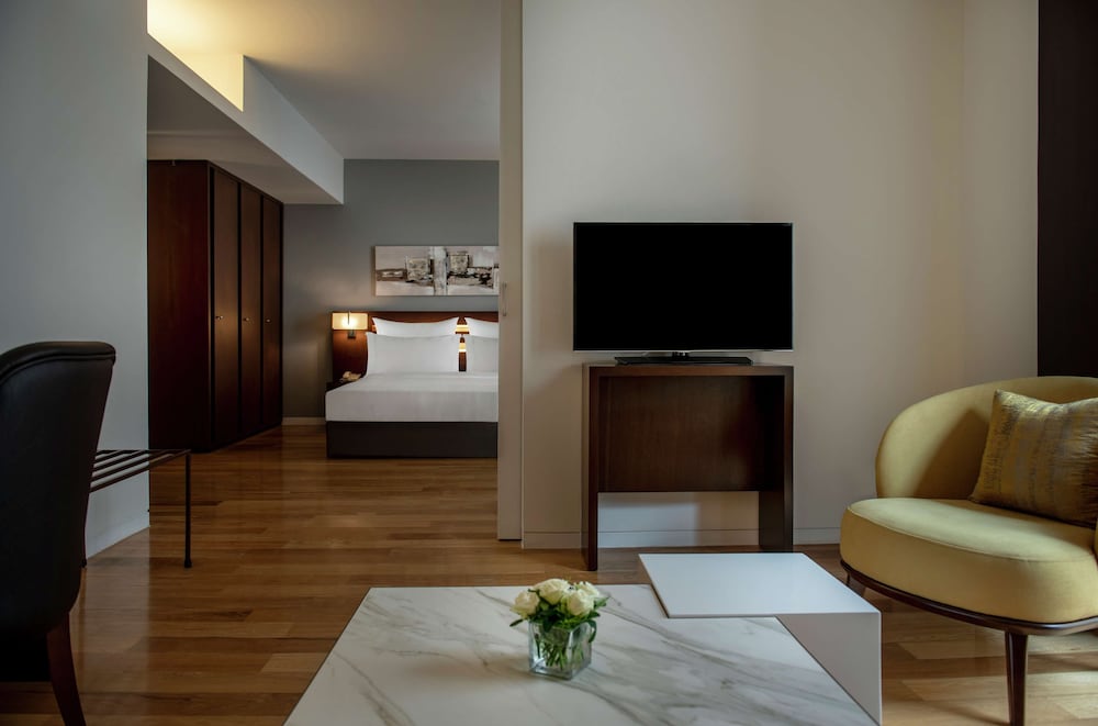 Suite, 1 Bedroom photo 2