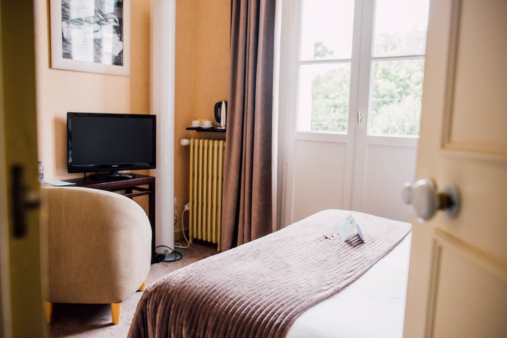 Business Double Room Single Use photo 2