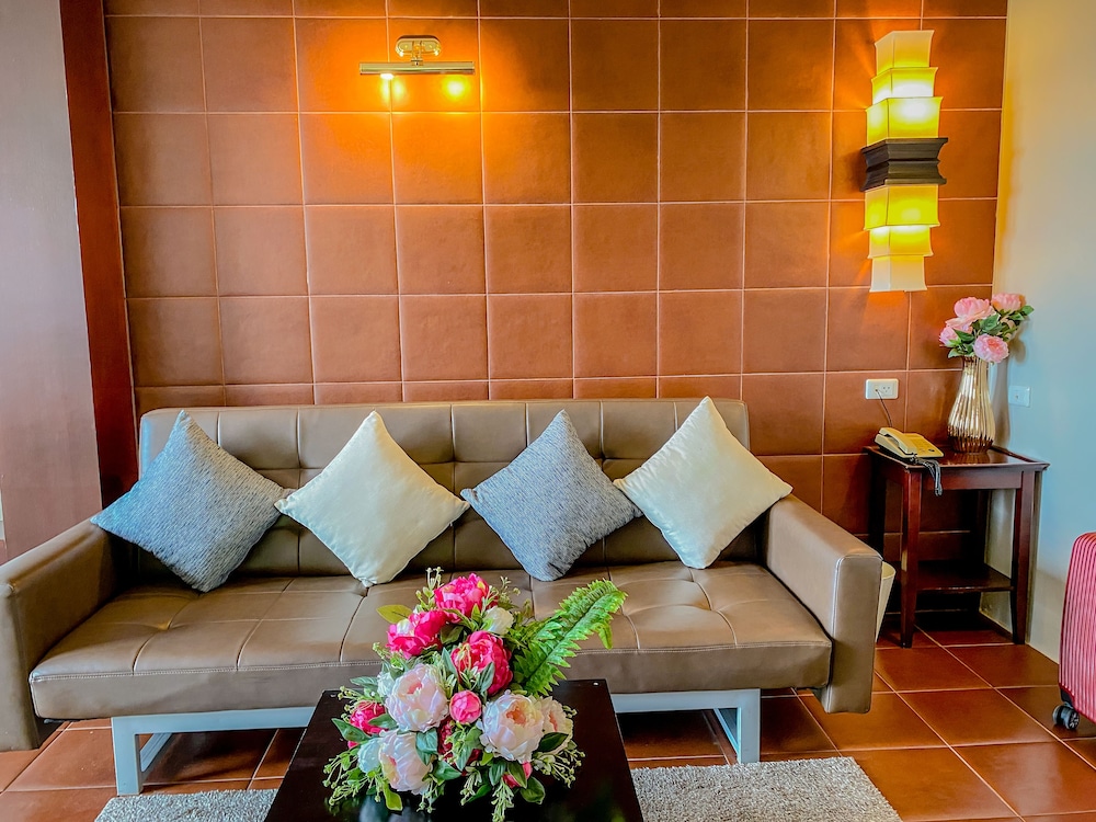 Sino Suite - Photo 9
