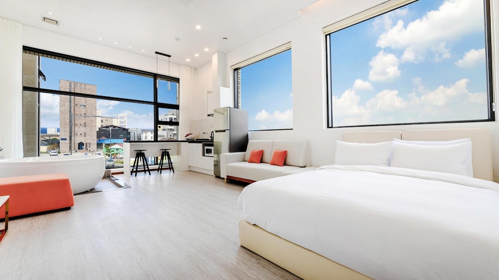 Basic Room, 1 Bedroom (202(Spa)) - Photo 1