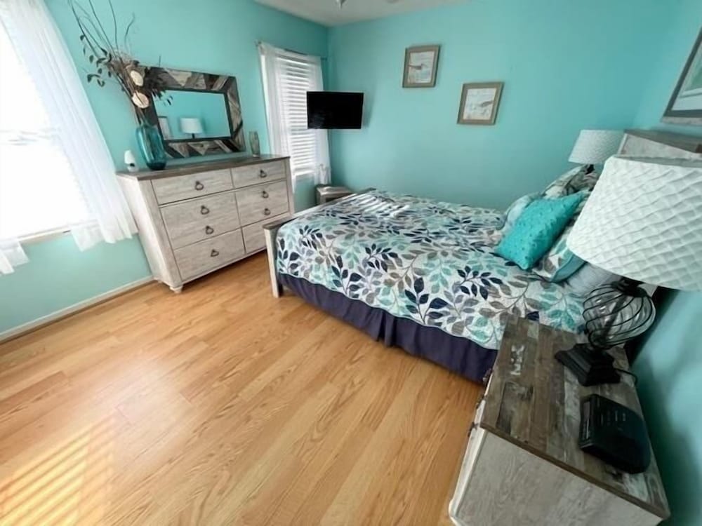 House, 2 Bedrooms photo 1