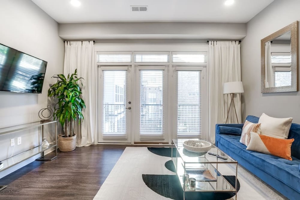 Apartment photo 1