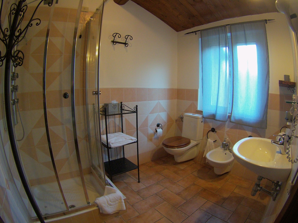 Comfort Triple Room photo 3