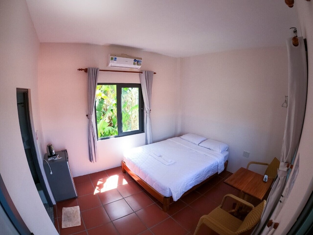Deluxe Bungalow