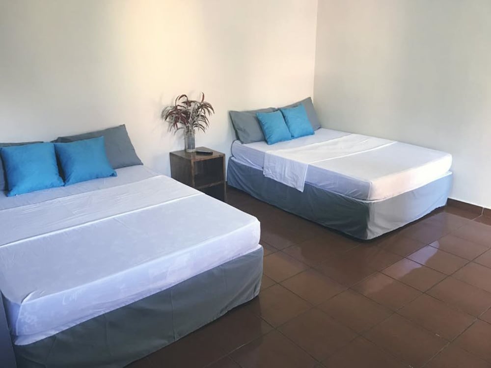 Standard Quadruple Room, 2 Double Beds, Non Smoking photo 1