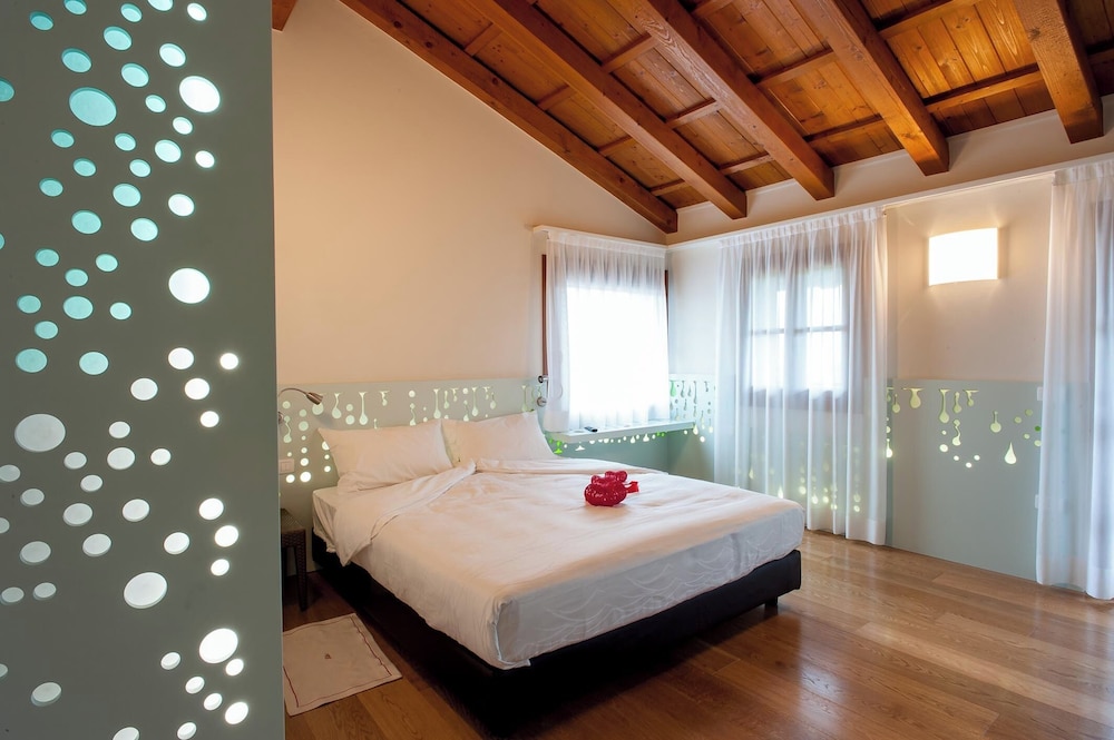 Junior Double Room