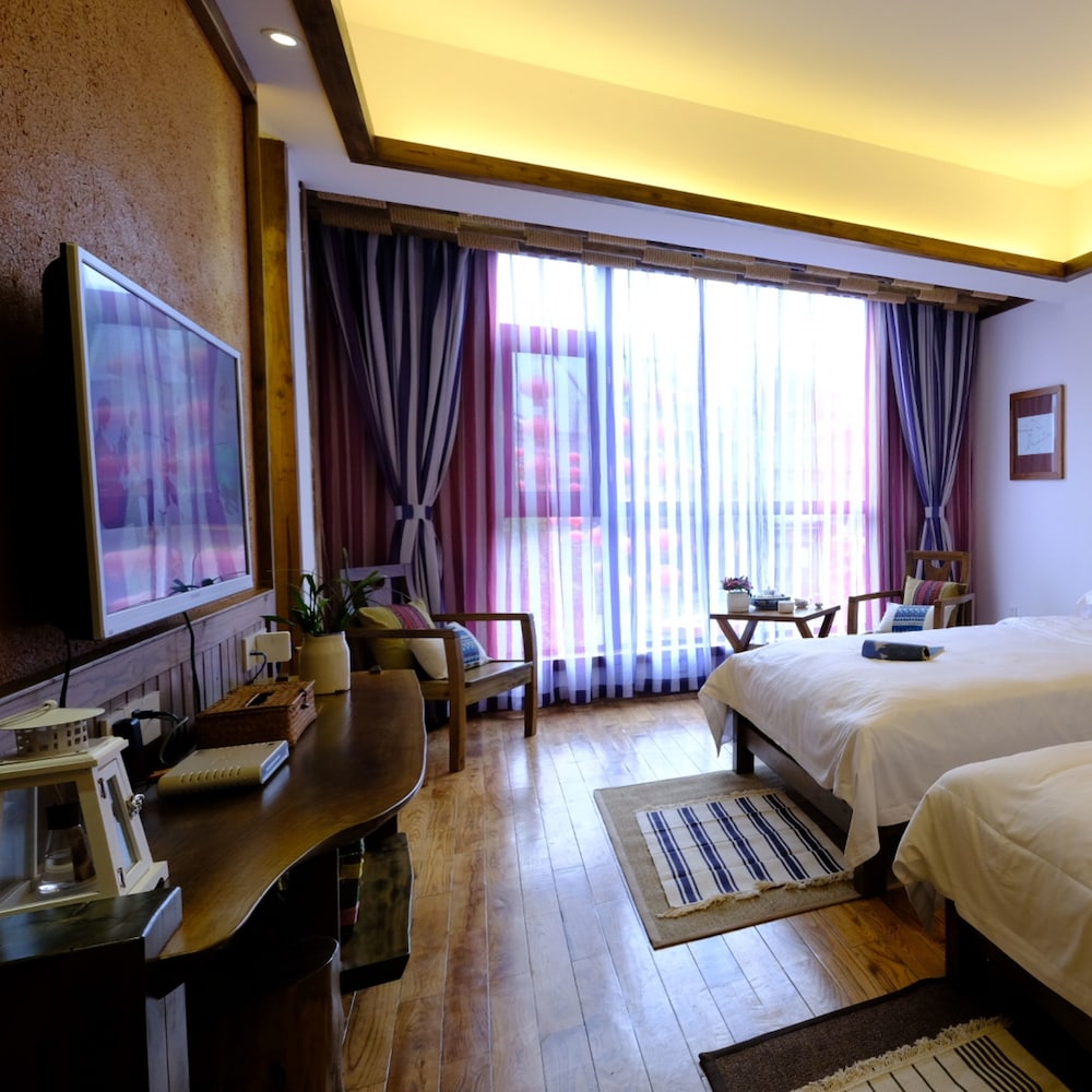 Deluxe Twin Room photo 2