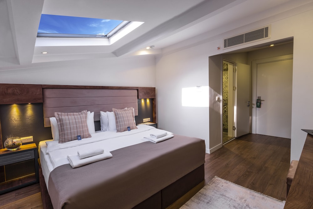 Economy Room photo 3