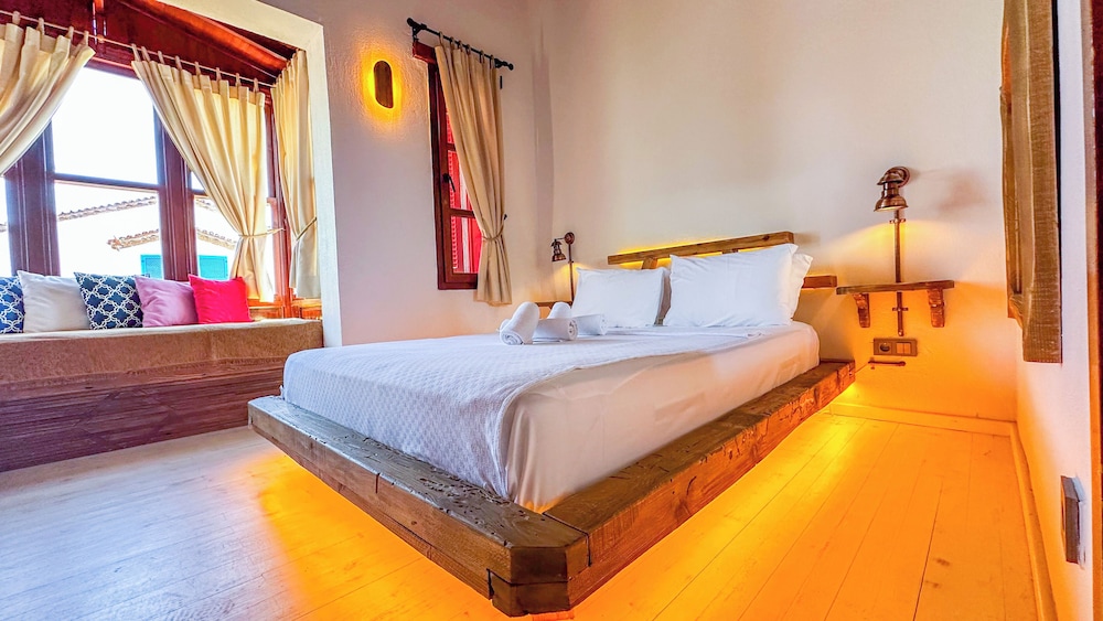 Deluxe Double Room photo 2
