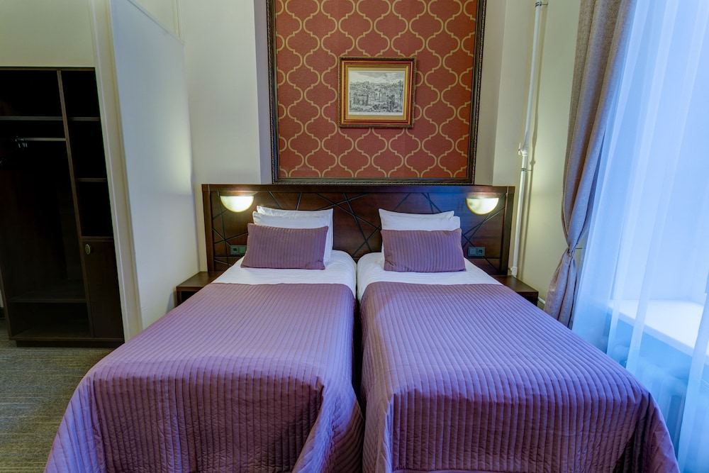 Standard Twin Room photo 3