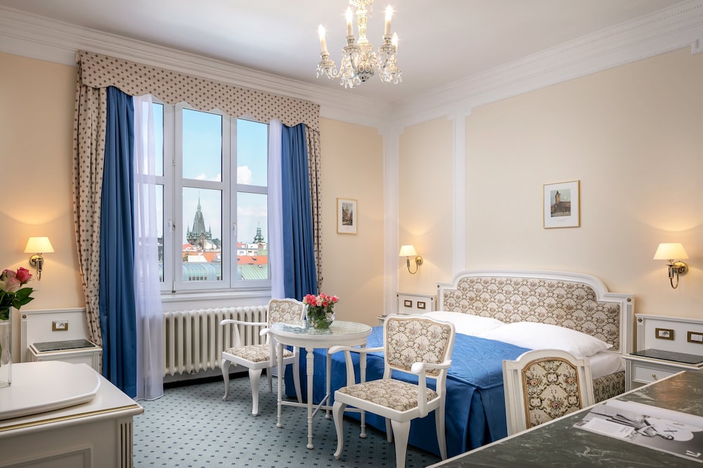 Standard Double Room - Photo 1