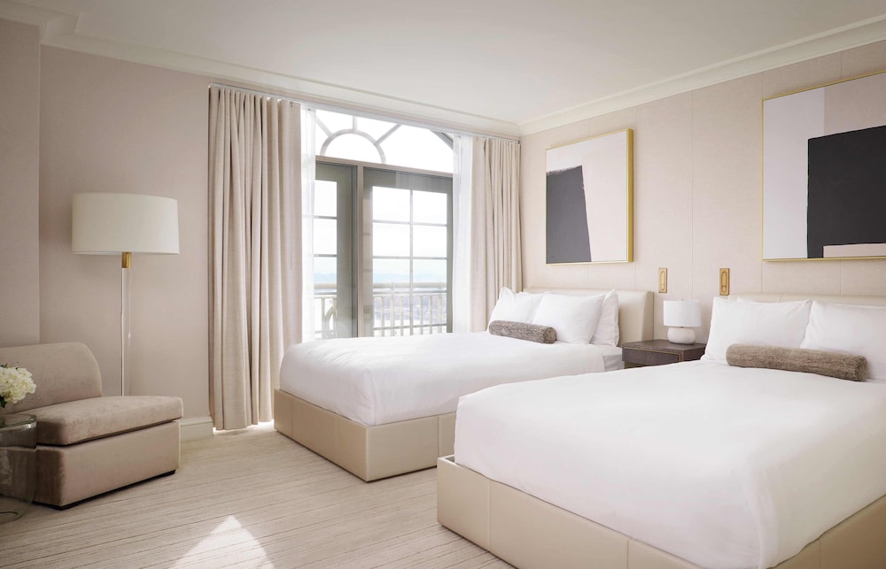 Presidential 2-Bedroom Suite