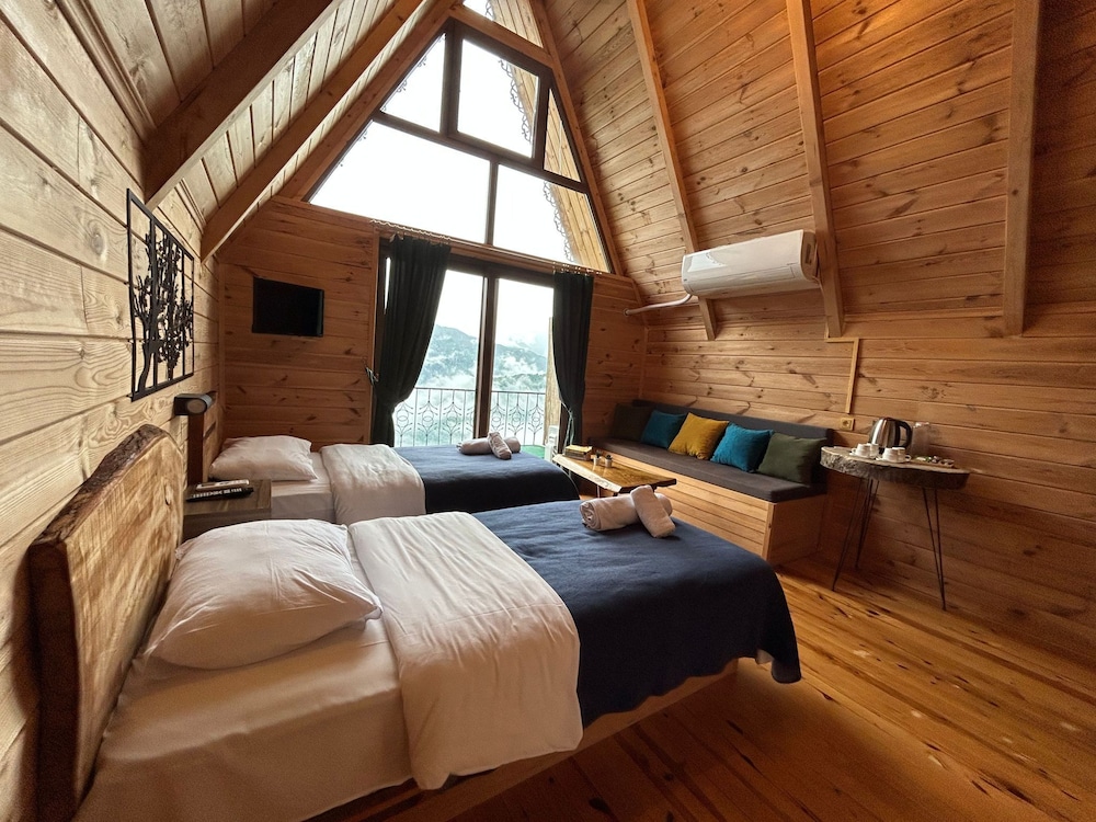 Comfort Quadruple Room photo 1