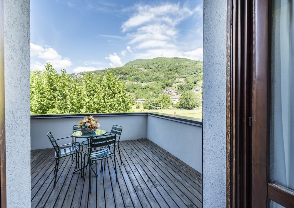 Family Room, Terrace photo 2