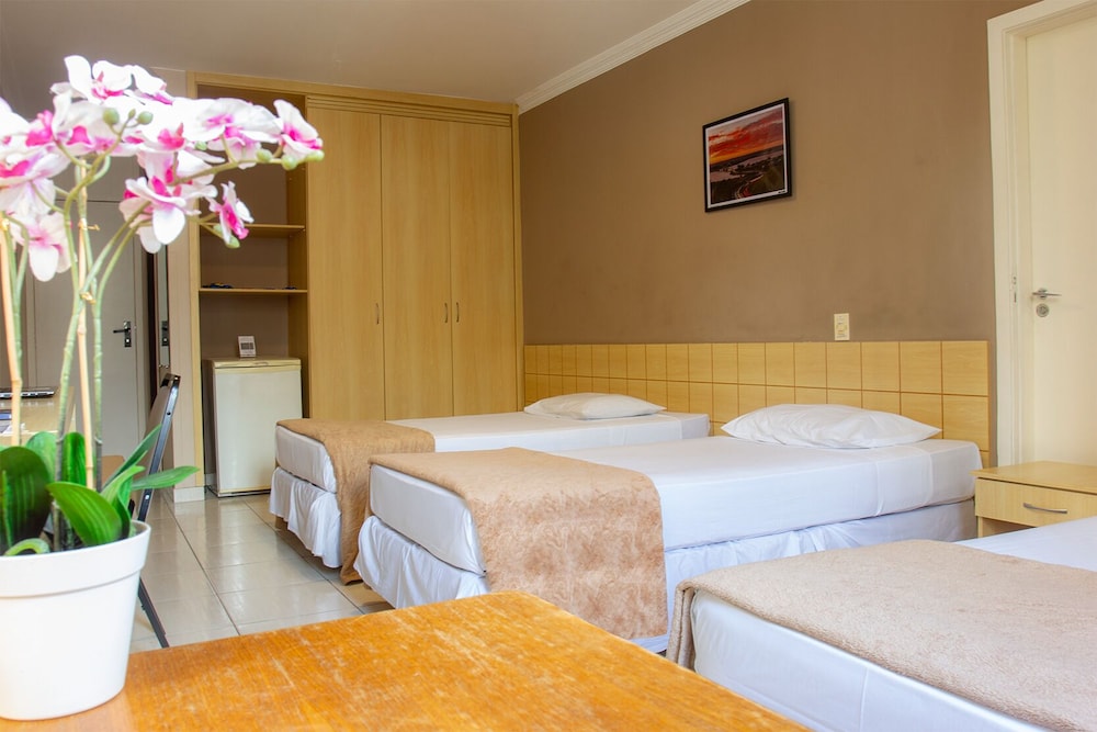 Deluxe Triple Room photo 3