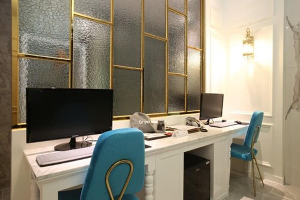Royal Room (VIP) - Photo 7