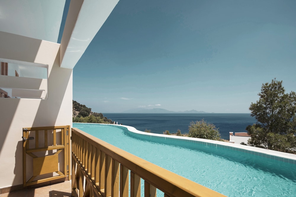 Superior Room (Family,Sharing Pool	) - Photo 4
