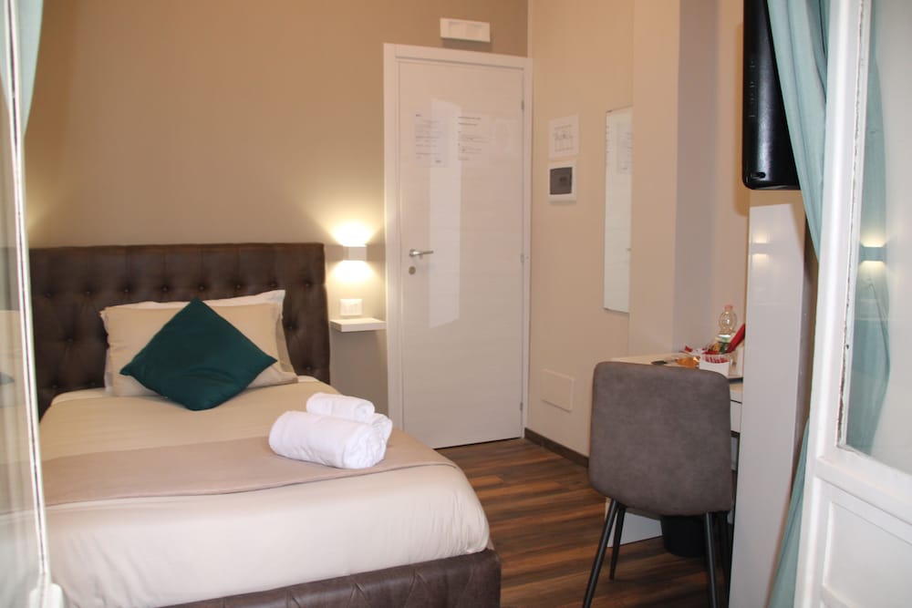 Business Single Room