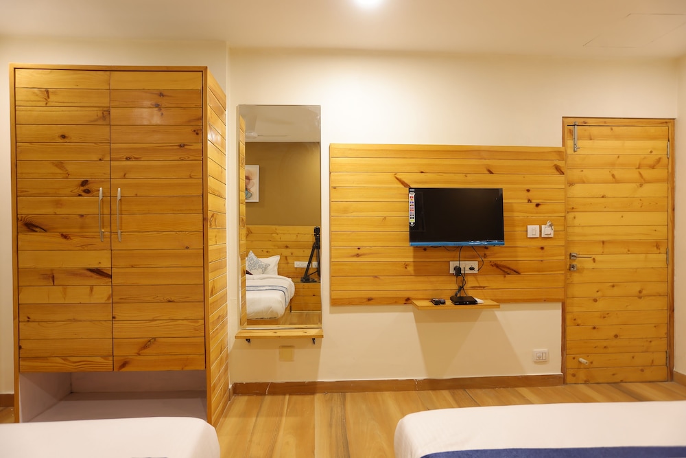 Premium Quadruple Room