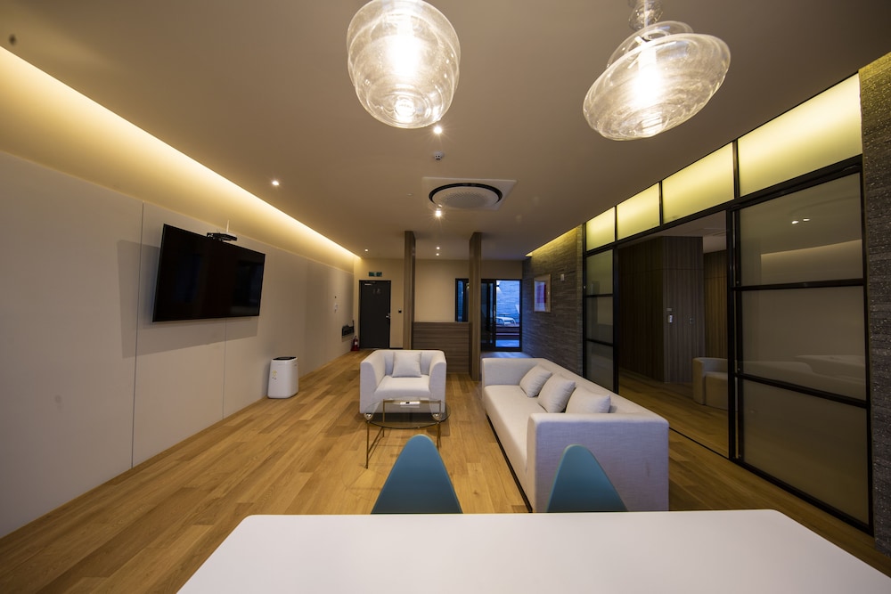 Royal Suite - Photo 10