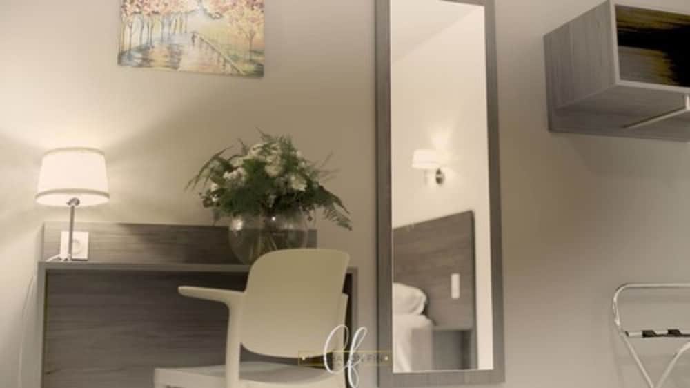 Classic Double Room - Photo 5