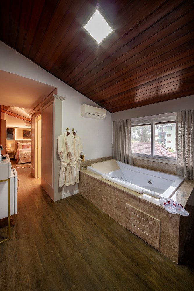 Exclusive Room photo 2