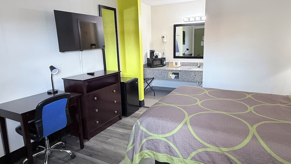 Twin Room, 1 Twin Bed, Smoking photo 3