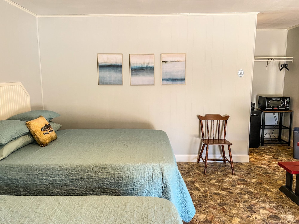 Bowfin Bungalow Room 3 Lake Fork photo 2