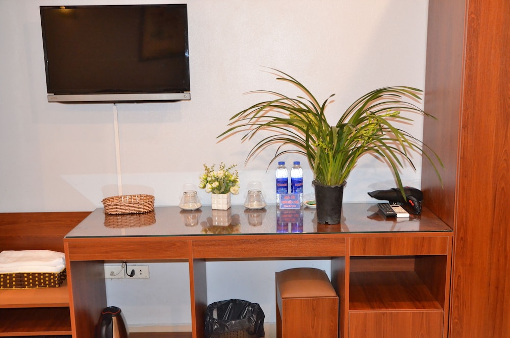 Superior Triple Room photo 2