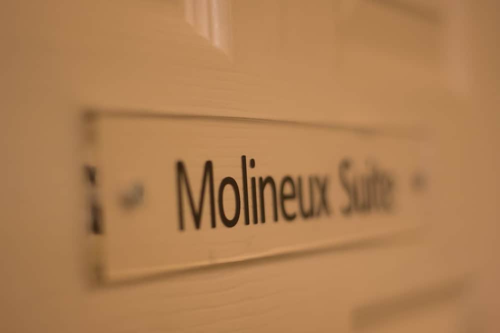 Family Suite (Molineux Suite) photo 3