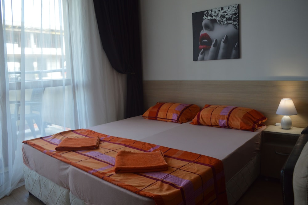 Comfort Apartment, 1 Bedroom, Balcony, City View photo 1