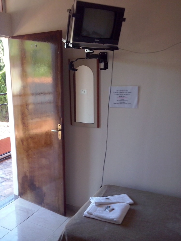 Triple Room, Non Smoking photo 3