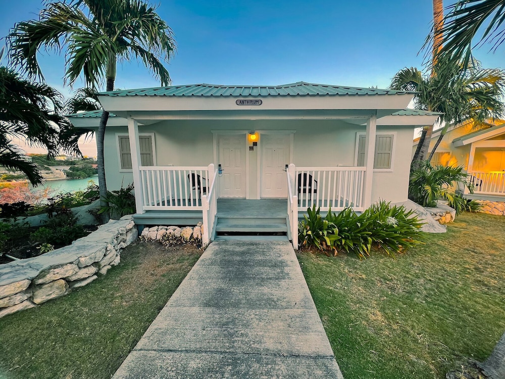 Waterfront Suite, King