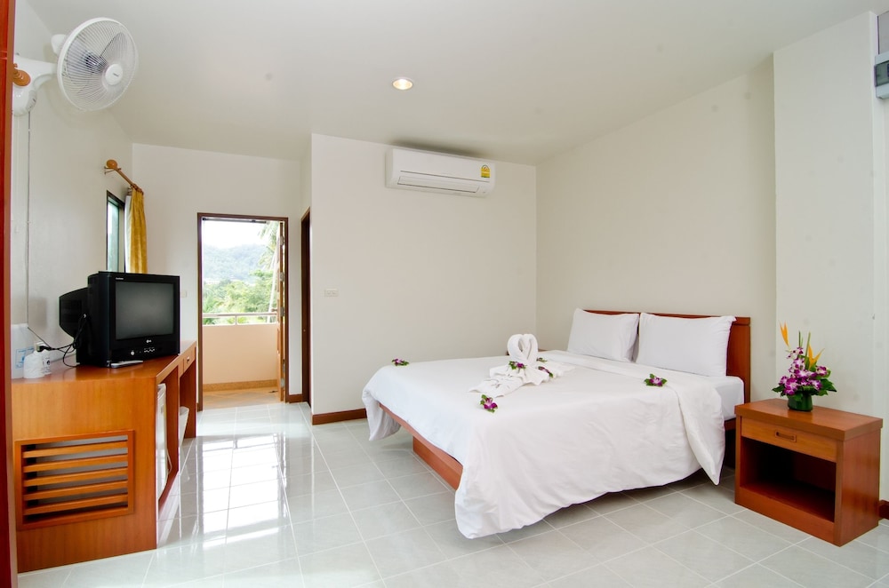 Standard Double Room, No Windows - Photo 11