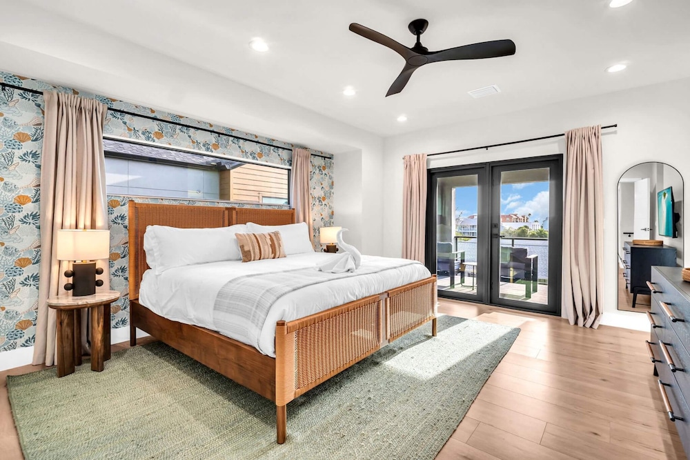 NEW 4 Bed 3 Bath Heated Salt Pool Walk2beach, Foto 41