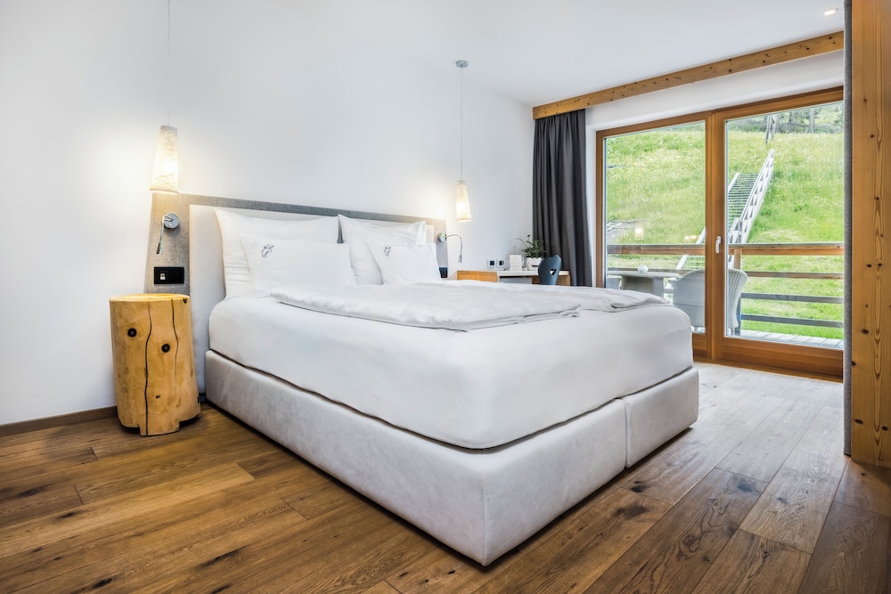Superior Room, 2 Bedrooms, Terrace, Slope side photo 1