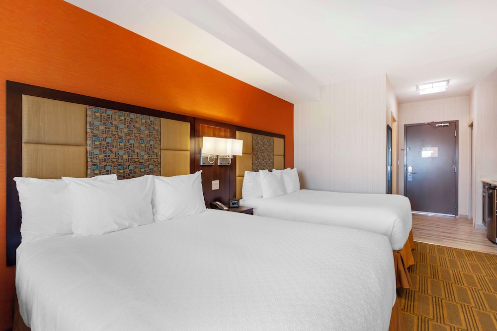Standard Room, 2 Queen Beds, Non Smoking, Kitchenette photo 1