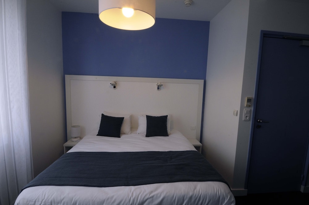Superior Double or Twin Room photo 1