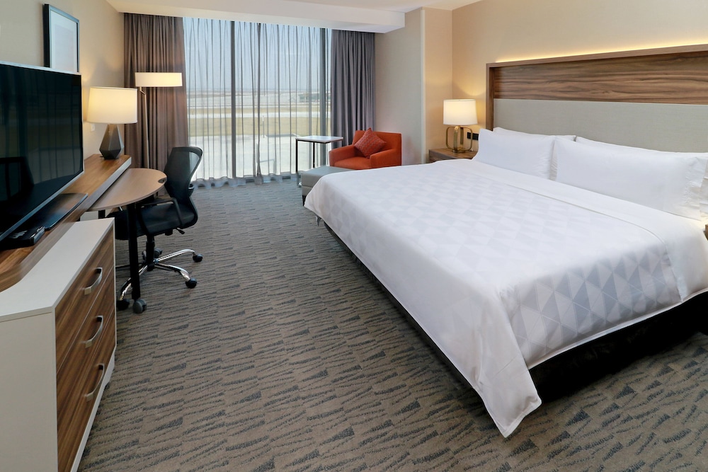 Suite, 1 Bedroom (Living Dining Meeting) - Photo 3