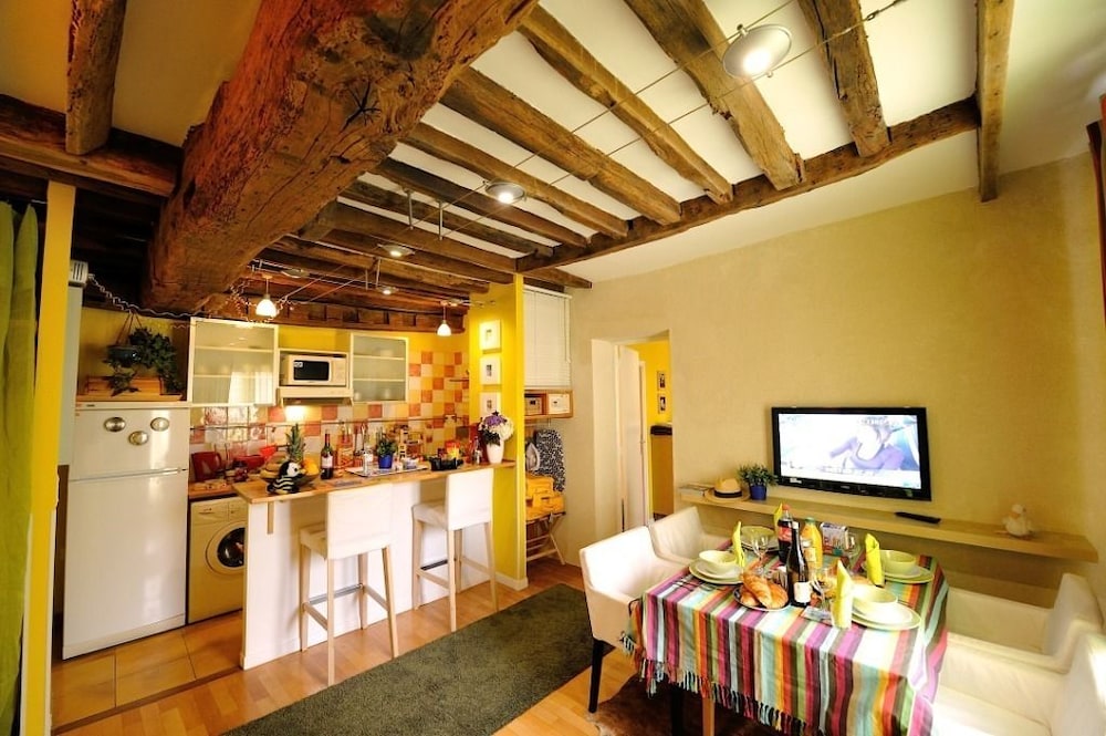 Apartment, 1 Bedroom (Honeymoon) photo 2