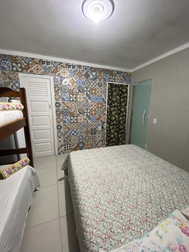 Basic Quadruple Room - Photo 6