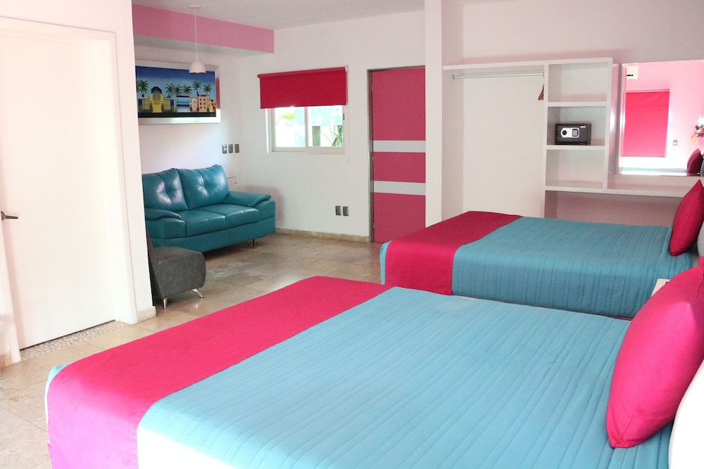 Family Double Room, 2 Double Beds photo 1