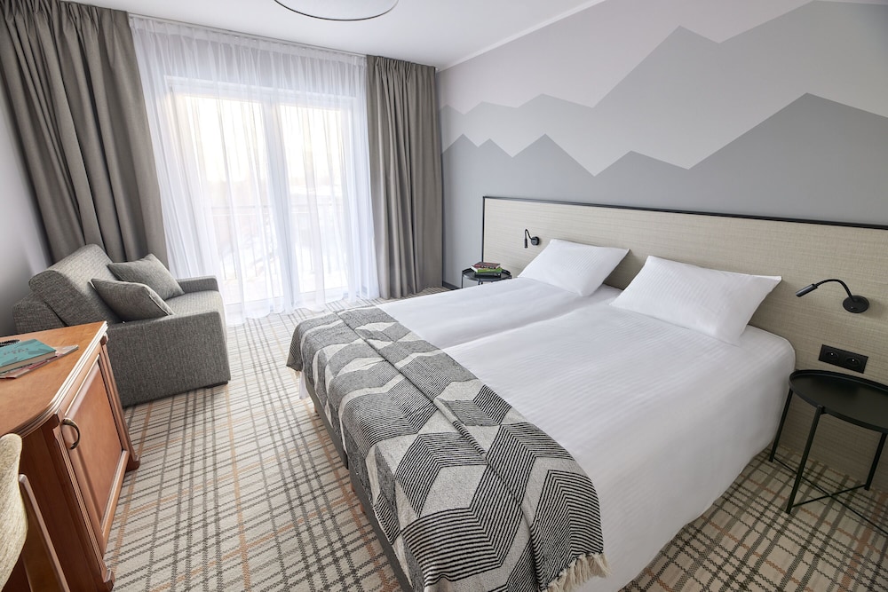 Standard Room, Multiple Beds (Standard) photo 2