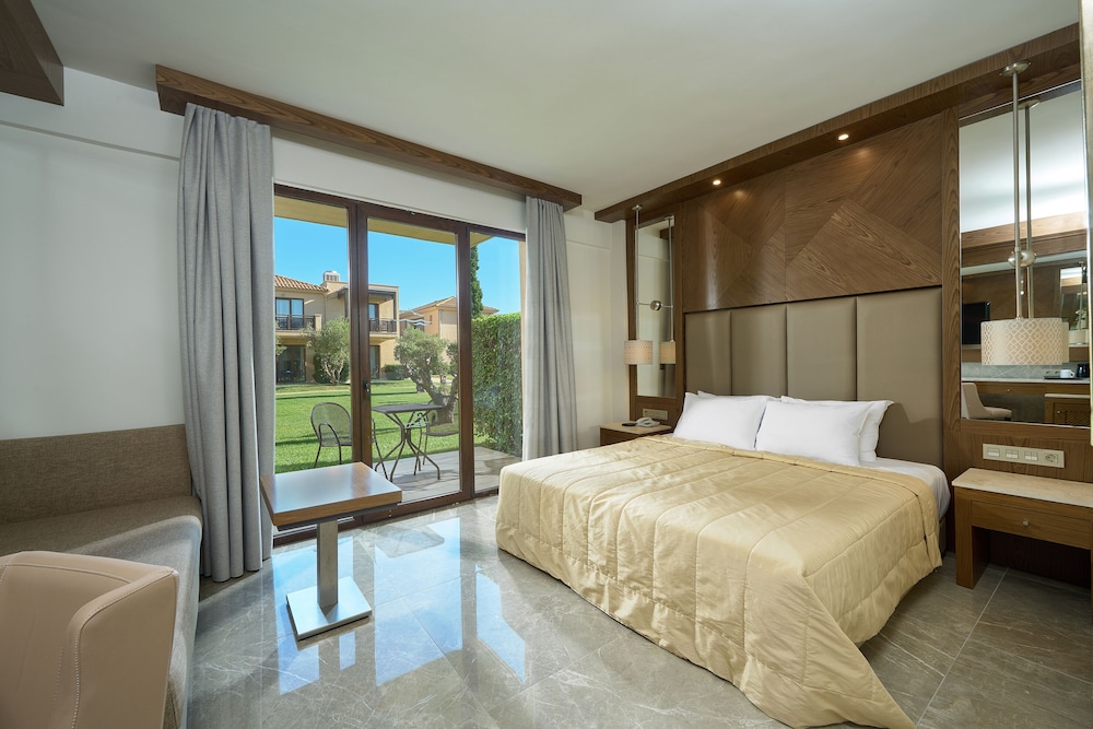 Double Room, Garden View photo 2
