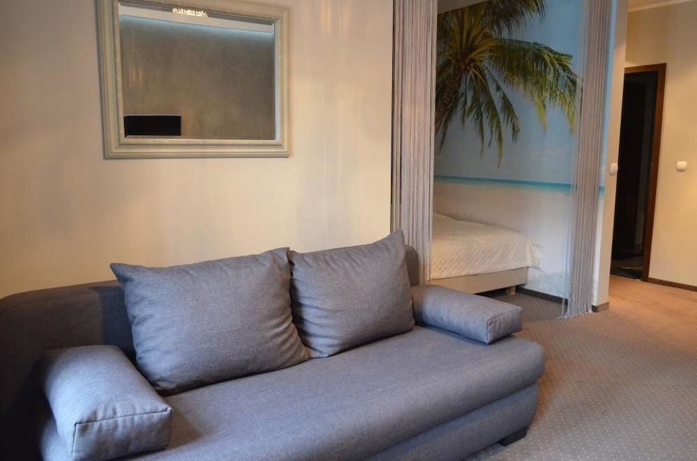 Room (19A) photo 3