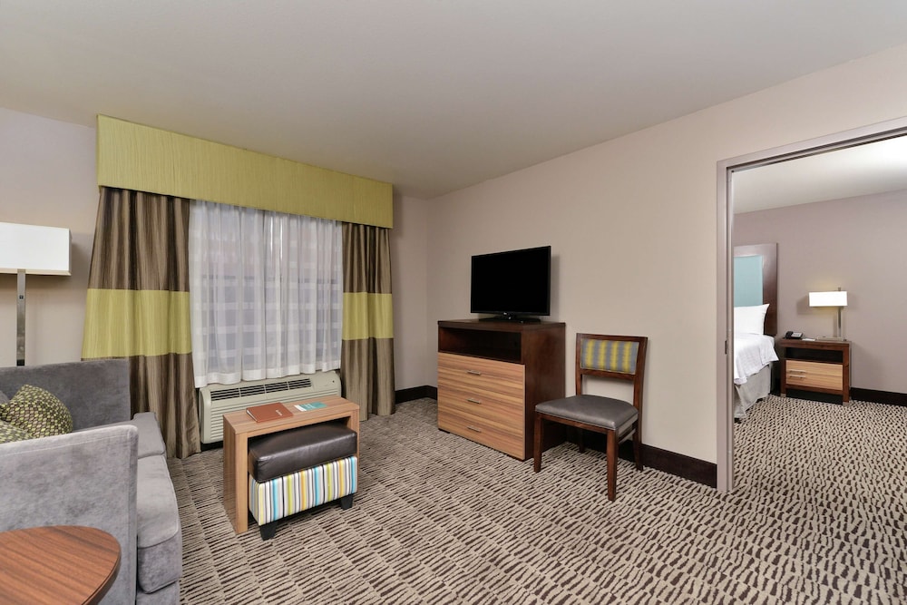 Suite, Accessible, Non Smoking photo 3